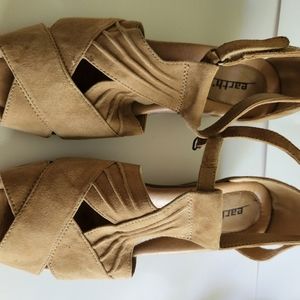 Earth Origins Suede Wedge Sandals,Size 11 Wide, Color is Tan